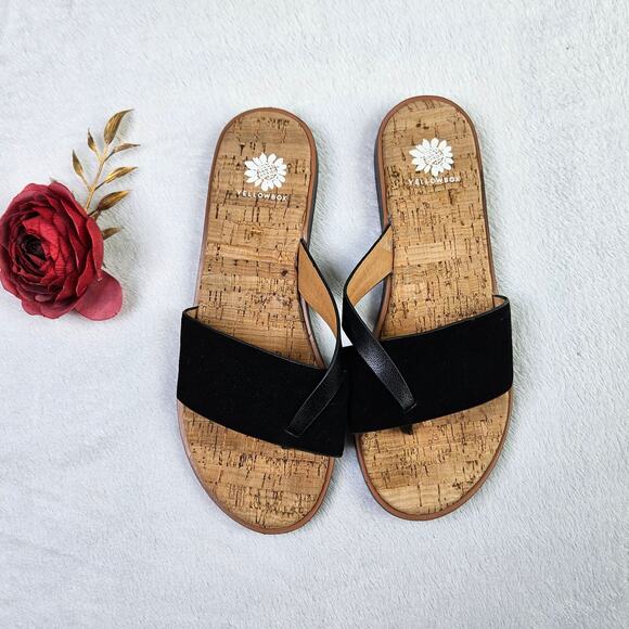 Yellow Box Women's Size 7.5 Barann Flat Slide Casual Sandal Black Leather - Picture 1 of 6